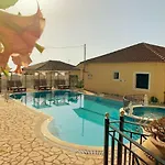 Avra Sea View Paradise Pool アパートホテル モライティカ