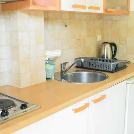 Avra Sea View Paradise Pool Aparthotel 3*