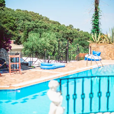 Avra Sea View Paradise Pool Aparthotel