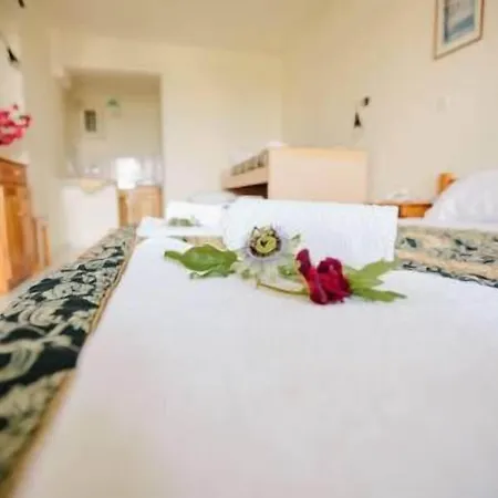 Avra Sea View Paradise Pool 3* Moraítika