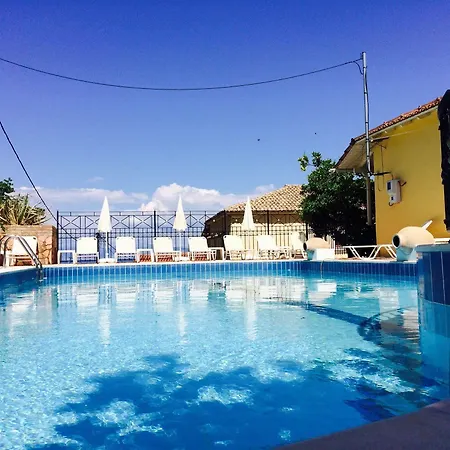Avra Sea View Paradise Pool 3* Moraitika