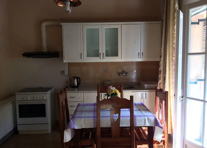 Avra Sea View Paradise Pool 3* Moraitika