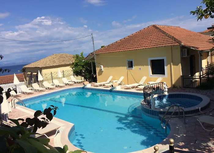 Apart Otel Avra Sea View Paradise Pool 3*