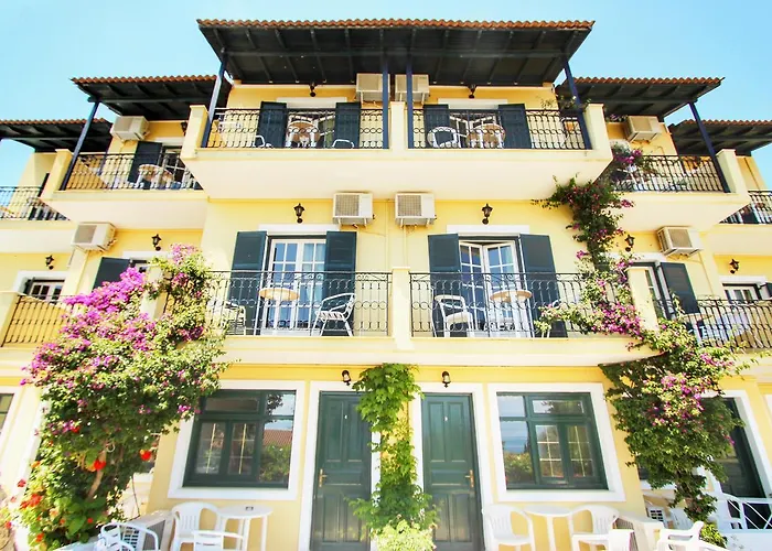 Avra Sea View Paradise Pool 3* Moraitika