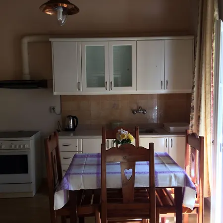 Avra Sea View Paradise Pool 3* Moraitika