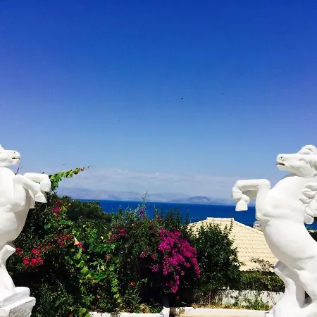 Hotel de apartamente Avra Sea View Paradise Pool 3*